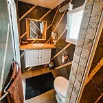 La Nais -suites & Avec Piscine Et Padel Отель типа 