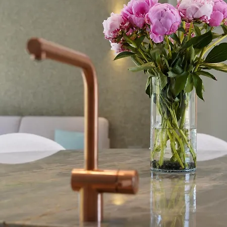 住宿加早餐酒店 Nais 博尔马斯·莱斯·米默萨斯