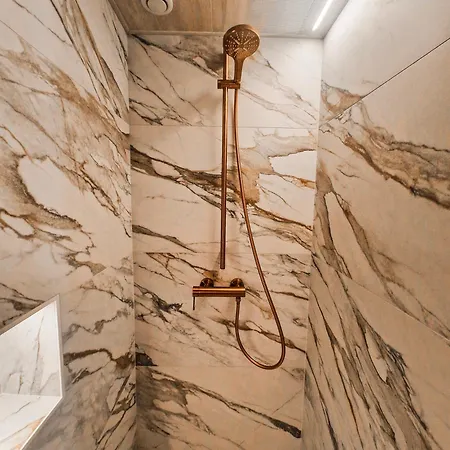 Nais 4* 博尔马斯·莱斯·米默萨斯