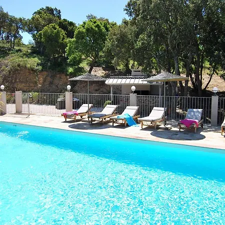 Couette-café La Nais Padel&piscine -suites&appartements Bormes-les-Mimosas
