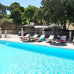 B&B La Nais -suites & Avec Piscine Et Padel 봄레미모사