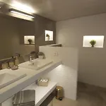 La Nais -suites & Avec Piscine Et Padel