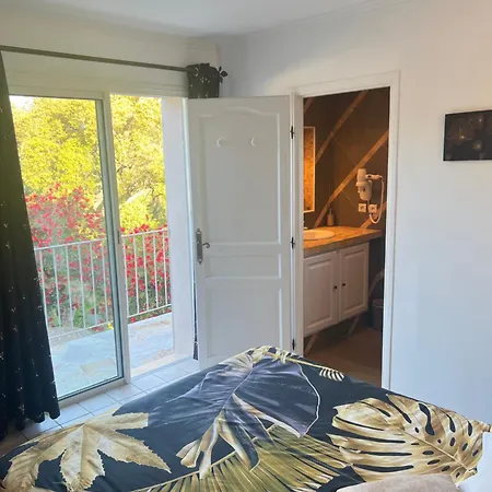 La Nais Padel&piscine -suites&appartements Bormes-les-Mimosas