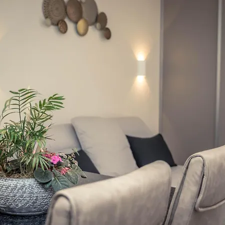 La Nais Padel&piscine -suites & Frühstückspension Bormes-les-Mimosas