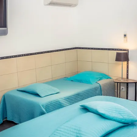 Nais Bed and breakfast 4*