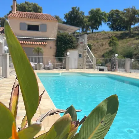 Bed and breakfast Nais