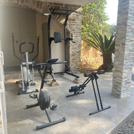 Frühstückspension La Nais -suites & Avec Piscine Et Padel