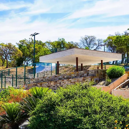 Couette-café La Nais Padel&piscine -suites&appartements Bormes-les-Mimosas
