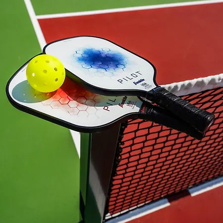 Frühstückspension La Nais Padel&piscine -suites &